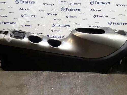 Used Armrest / Center console NISSAN JUKE (F15) 1.5 dCi (110 hp) 9552803