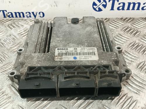 Used Engine control unit (ECU) Engine control unit (ECU) CITROËN SAXO (S0, S1) 1.1 BiFuel (60 hp) 32696423 32696423
