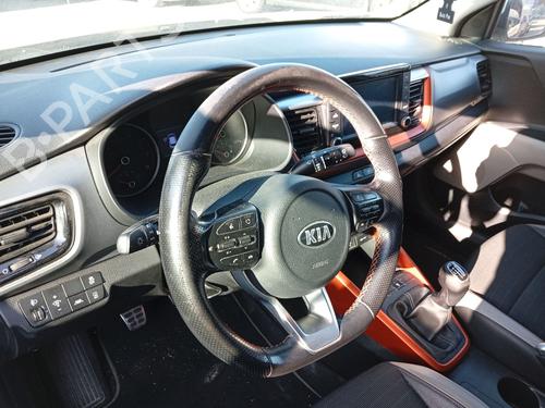 Used Steering wheel Steering wheel KIA STONIC (YB) 1.0 T-GDi (120 hp) 36695453 36695453