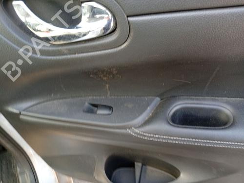 hjre-bagtil-elrude-kontakt-nissan-pulsar-hatchback-c13-2014-34252127 main image