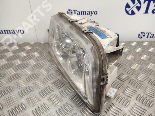 Right headlight VOLVO S40 I (644) 1.9 DI | BP11541317C29 