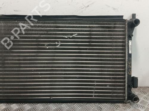 Used Water radiator Water radiator 38925761 38925761