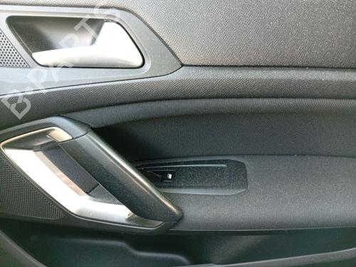 Used Right front window switch Right front window switch PEUGEOT 308 II (LB_, LP_, LW_, LH_, L3_) 1.5 BlueHDi 130 (131 hp) 33552728 33552728