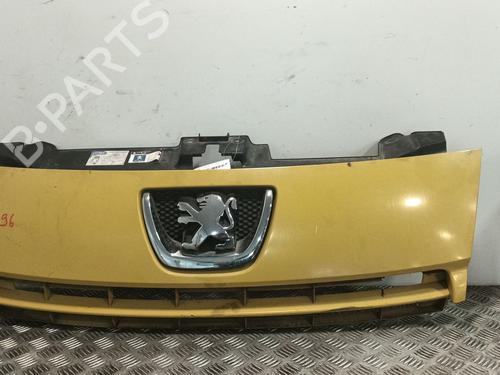 Used Grille Grille 38921297 38921297