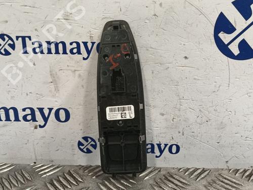 Left front window switch BMW 1 (F21) 118 d | BP29709343I27