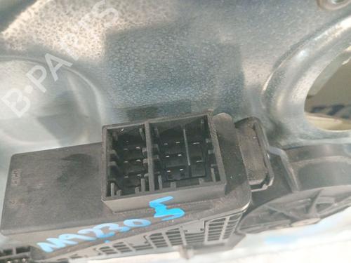 Front right window mechanism VW POLO IV (9N_, 9A_) 1.4 TDI | BP30588591C23