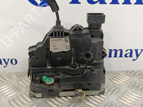 Used Front left lock FIAT GRANDE PUNTO (199_) 1.3 D Multijet (199.AXD11, 199.AXD1A, 199.AXD1B,... (90 hp) 17543775