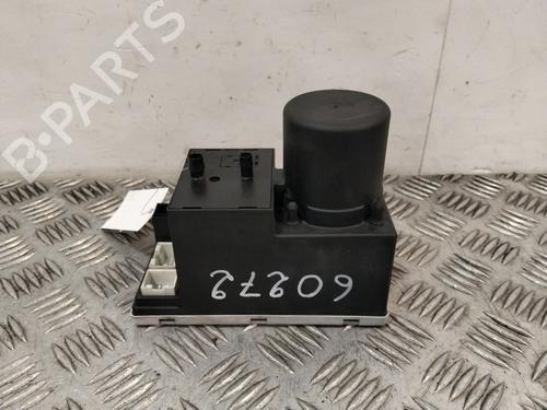 Used Central lock pump Central lock pump 37443073 37443073