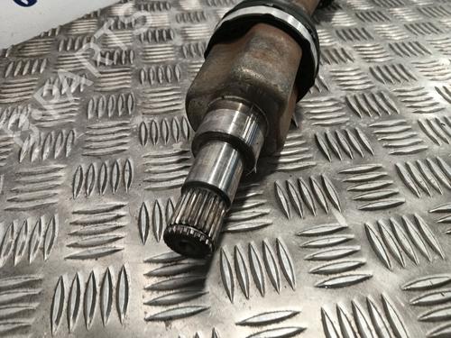 Right front driveshaft VW TRANSPORTER T4 Van (70A, 70H, 7DA, 7DH) 1.9 TD | BP28379027M39 