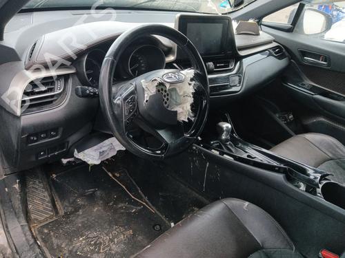 Interiør tag TOYOTA C-HR (_X1_) 1.8 Hybrid (ZYX10_, ZYX11_) | BP31926970I12 