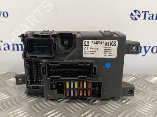 Zekeringkast OPEL CORSA D (S07) [2006-2015]  18832127