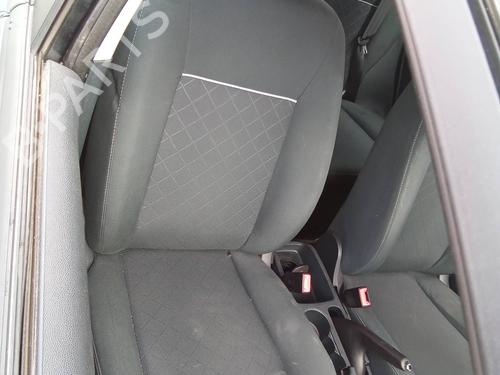 Used Right front seat Right front seat 38704799 38704799