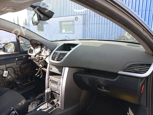 Instrumentbræt Instrumentbræt PEUGEOT 207 CC (WD_) 1.6 16V (120 hp) 33469900 33469900