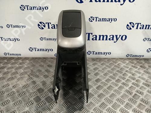 Armrest / Center console TOYOTA AURIS (_E15_) 1.4 D-4D (NDE150_, NDE150R) | BP30846116I20