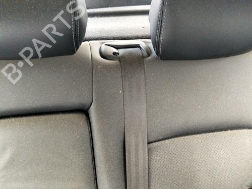 Used Rear center seatbelt Rear center seatbelt MITSUBISHI LANCER VIII (CY_A, CZ_A) 1.8 (CY3A, CY6A) (143 hp) 39890774 39890774
