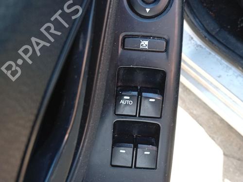 Used Left front window switch Left front window switch HYUNDAI ix20 (JC) [2010-2019] 33621725 33621725