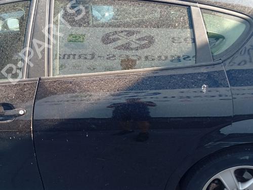 Dør venstre bagtil Dør venstre bagtil SEAT LEON (1P1) 1.9 TDI (105 hp) 37640938 37640938