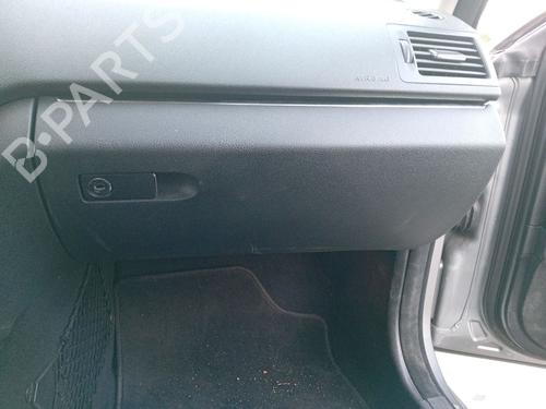 Used Glove box Glove box MERCEDES-BENZ C-CLASS (W204) C 200 CDI (204.001) (136 hp) 34099628 34099628
