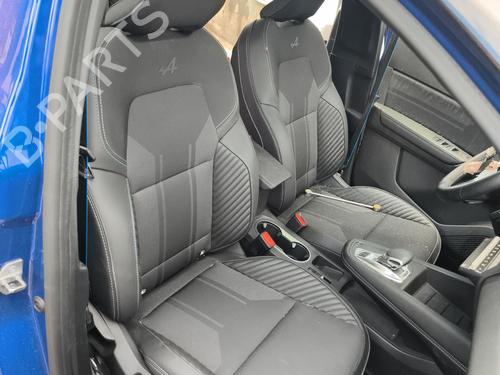 Used Right front seat Right front seat 39569329 39569329