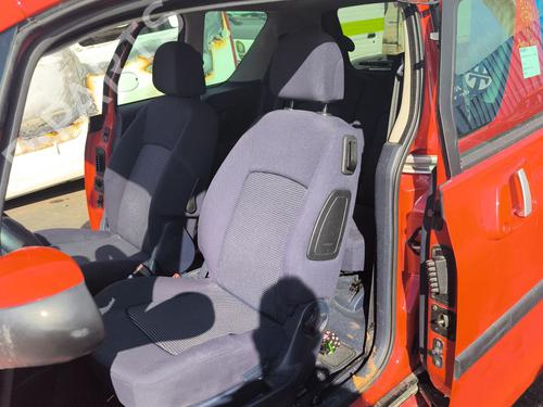 Used Left front seat Left front seat PEUGEOT 1007 (KM_) 1.6 16V (109 hp) 40180686 40180686