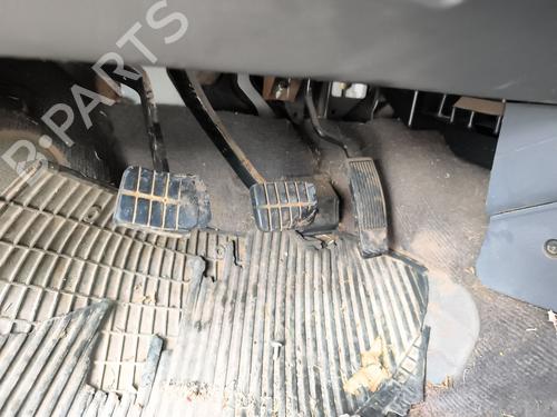 Used Break pedal Break pedal 39512044 39512044