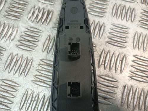 Left front window switch CITROËN C4 I (LC_) 1.6 16V | BP36263561I27 - Image 4