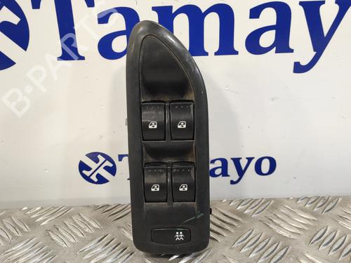 Used Left front window switch RENAULT LAGUNA II (BG0/1_) 1.9 dCi (BG08, BG0G) (120 hp) 12981184