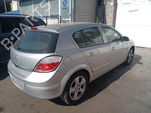 anti-roll-bar-opel-astra-h-a04-2004-2005-2006-2007-2008-2009-2010-2011-2012-2013-2014-36323584 main image