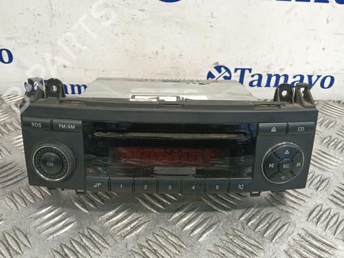 Used Radio MERCEDES-BENZ B-CLASS Sports Tourer (W245) B 200 CDI (245.208) (140 hp) 32015049