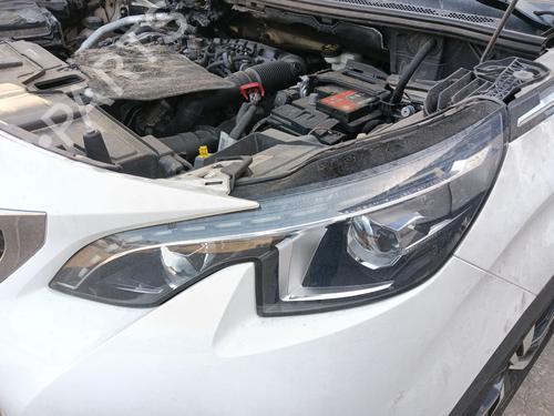 Used Left headlight Left headlight PEUGEOT 3008 II SUV (MC_, MR_, MJ_, M4_) 1.2 THP/ PureTech 130 (MRHNSM, MRHNSU, MRHNSJ, MRHNYW,... (131 hp) 34252105 34252105