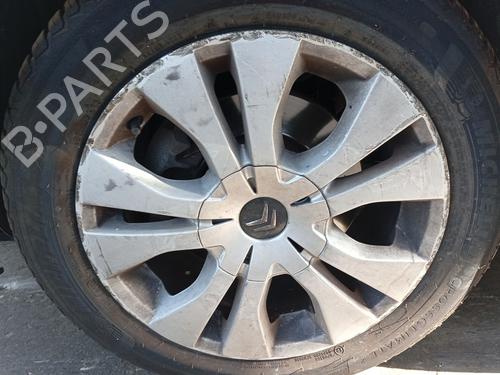 Used Right front brake caliper Right front brake caliper 36775737 36775737