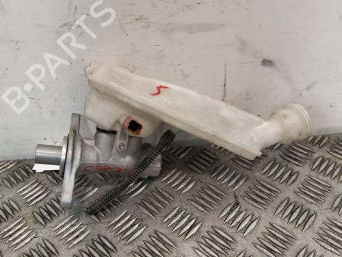 Used Brake master cylinder Brake master cylinder PEUGEOT 208 I (CA_, CC_) 1.2 VTi 68 / PureTech 68 (68 hp) 39992468 39992468