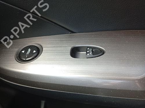 Used Right front window switch Right front window switch 37490136 37490136