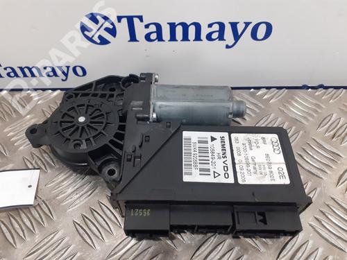 Portierruitmotor rechtsachter AUDI A4 B7 Avant (8ED) 2.0 TDI (140 hp) 7827124