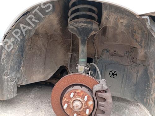 Højre fortil støddæmper MITSUBISHI OUTLANDER I (CU_W) 2.0 (CU2W) (136 hp) 32406648