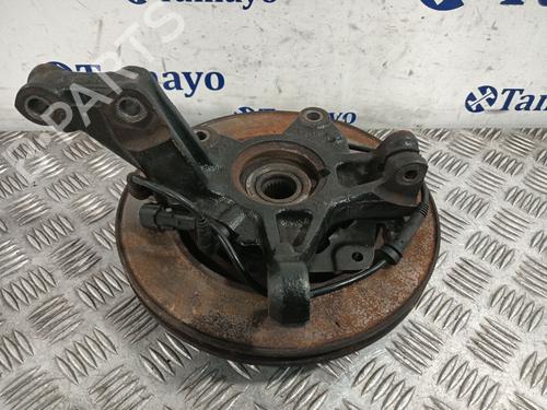 Fusée avant gauche RENAULT CLIO IV (BH_) 1.5 dCi 75 (75 hp) 31886489