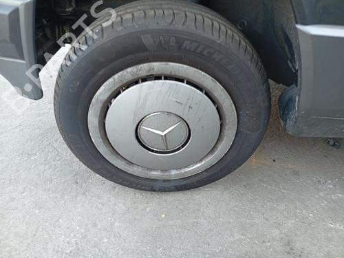 Used Left front steering knuckle Left front steering knuckle MERCEDES-BENZ 190 (W201) E 2.0 (201.024) (122 hp) 36220848 36220848