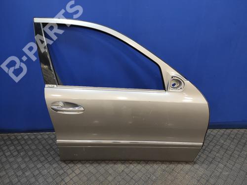 Used Right front door MERCEDES-BENZ E-CLASS (W211) E 240 (211.061) (177 hp) 11528644