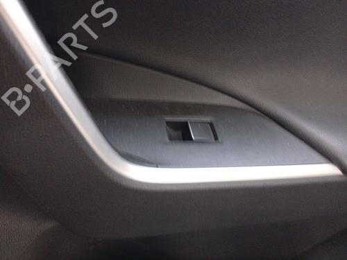 Used Right rear window switch Right rear window switch 37421853 37421853