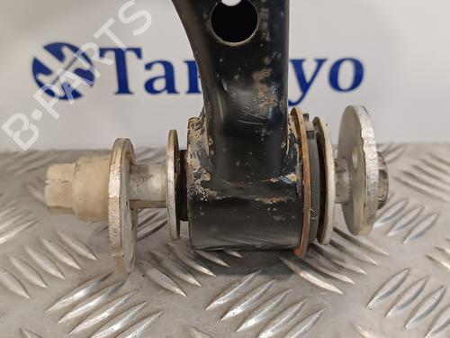 Right front suspension arm TOYOTA LAND CRUISER 90 (_J9_) 3.0 TD (KZJ90, KZJ95) | BP5834659M13 
