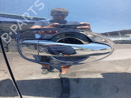 front-right-exterior-door-handle-renault-kadjar-ha_-hl_-2015-36597210 main image