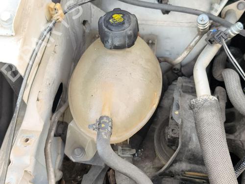 Used Expansion tank Expansion tank DACIA DOKKER Box Body/MPV 1.5 dCi 75 / Blue dCi 75 (FEJW, FEAH) (75 hp) 40221195 40221195