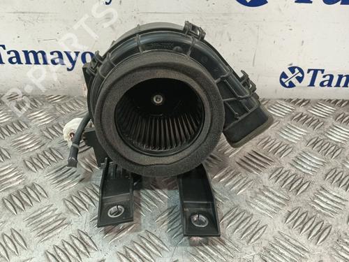 Used Heater blower motor Heater blower motor TOYOTA C-HR (_X1_) 1.8 Hybrid (ZYX10_, ZYX11_) (98 hp) 32204218 32204218
