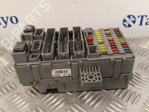 Fuse box HONDA CIVIC VIII Hatchback (FN, FK) 2.2 CTDi (FK3) | BP17069813E1