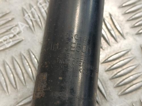 Right rear shock absorber KIA SORENTO I (JC)  | BP18045617M19