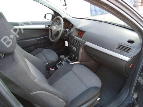 Fuse box OPEL ASTRA H (A04) 1.7 CDTI (L48) | BP11024621E1 
