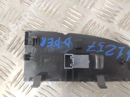 Right front window switch SEAT LEON (1P1) 2.0 TDI 16V | BP39531588I26 - Image 3