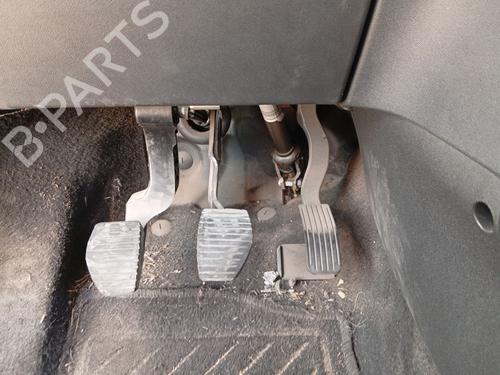 Used Pedal Pedal PEUGEOT 208 I (CA_, CC_) 1.2 VTI 82 (82 hp) 36531272 36531272