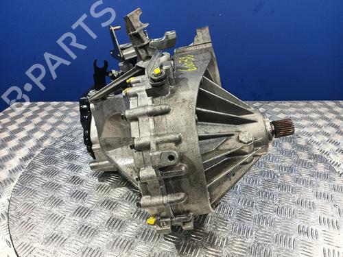 Gearbox VW TRANSPORTER T5 Bus (7HB, 7HJ, 7EB, 7EJ) 1.9 TDI | BP31704767M3 