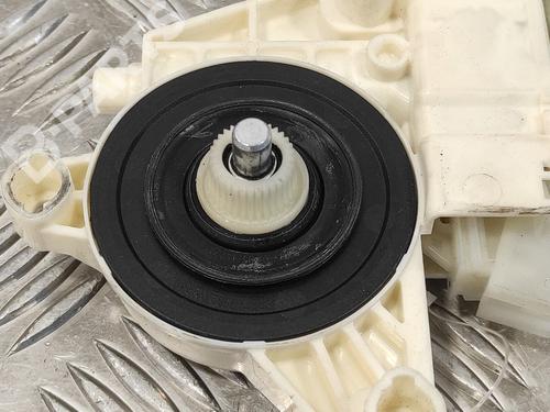 Left front window motor MERCEDES-BENZ E-CLASS (W212) E 500 4-matic (212.091) | BP10049439E21 
